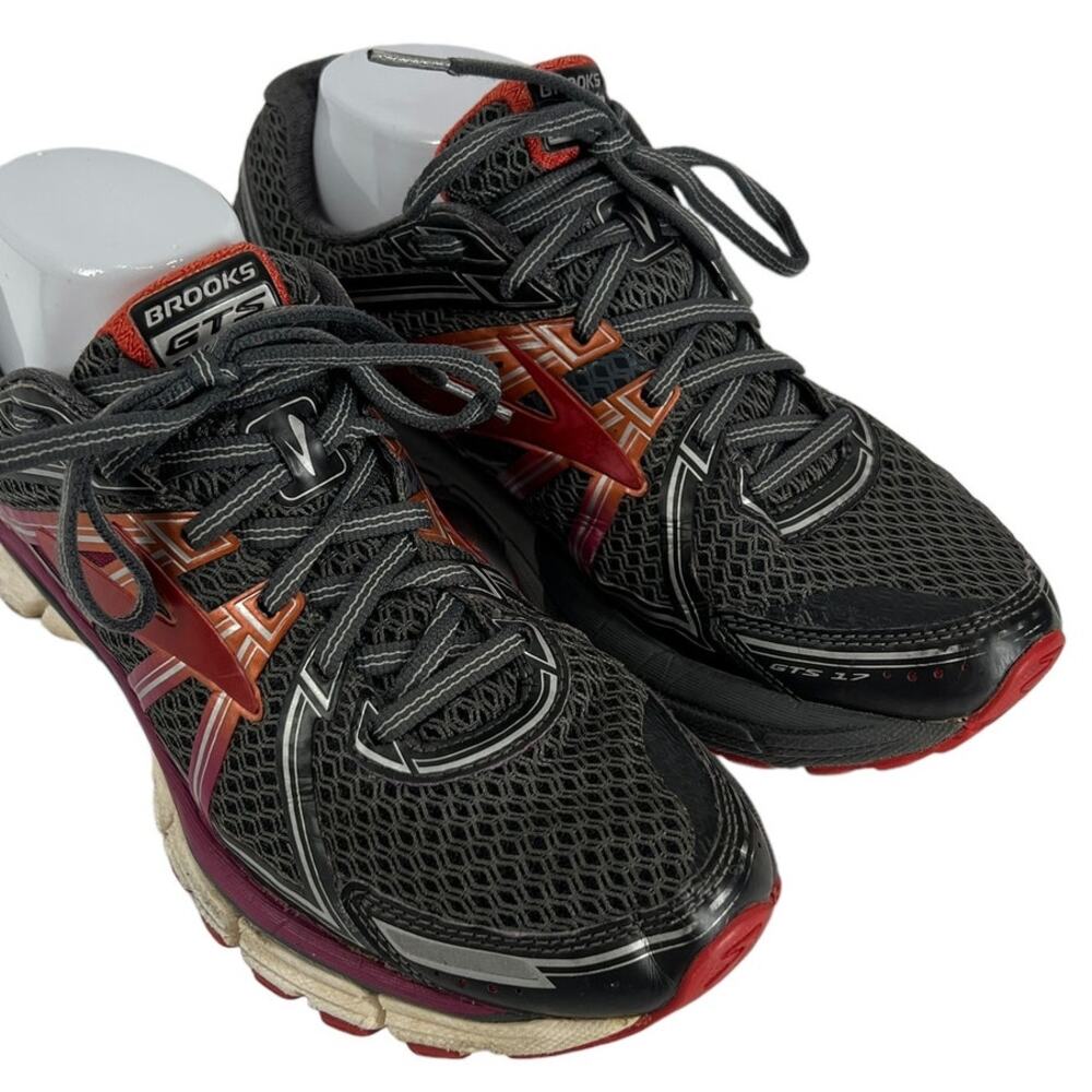 BROOKS GTS Seventeen Sneakers Sz 9